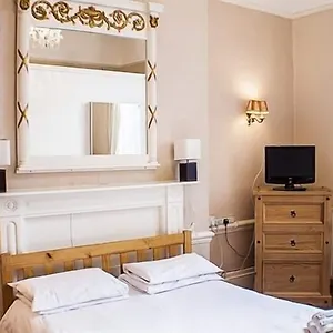 The Queensbury Hotel Hove