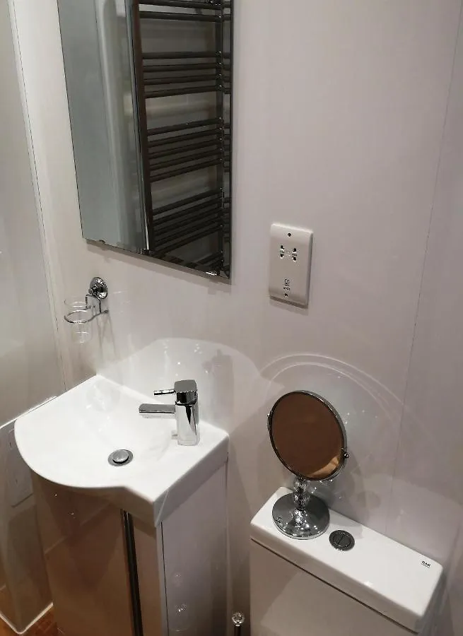Cumberland Hotel Edinburgh 3*,  United Kingdom