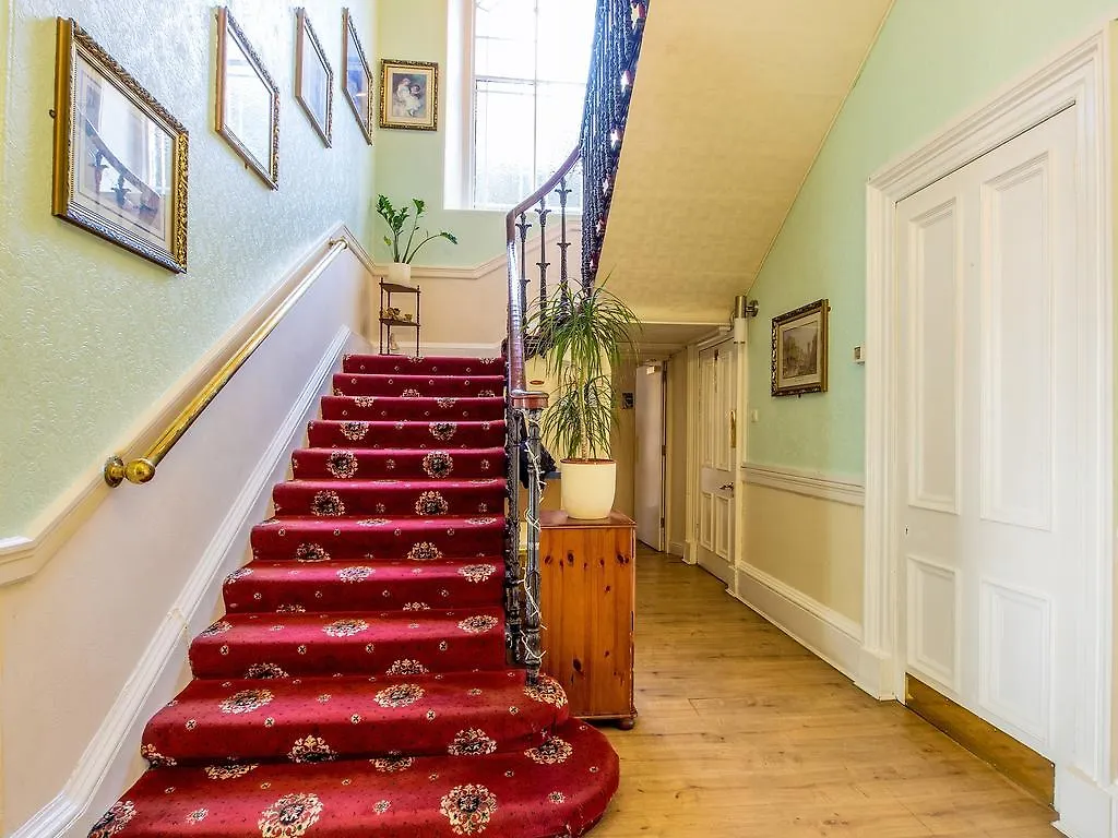 Cumberland Hotel EDI 3*,